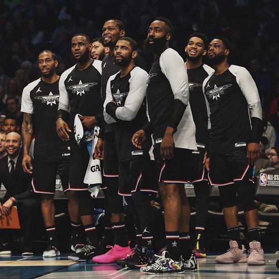 对手连续压 对手连续压